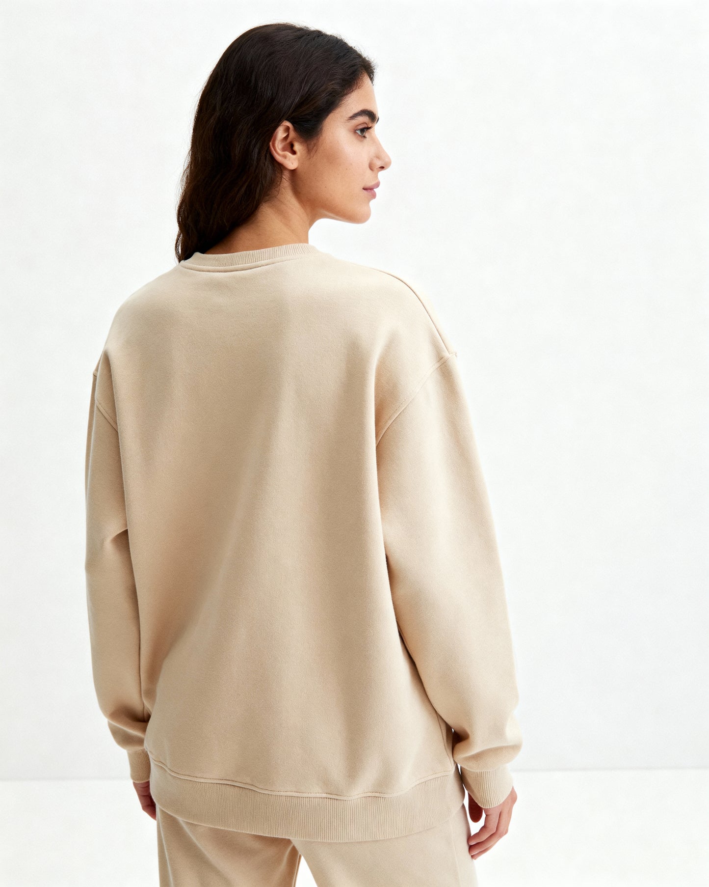 Beige 300 GSM Women’s Relaxed Fit Sweatshirt – Aaploo Luxury